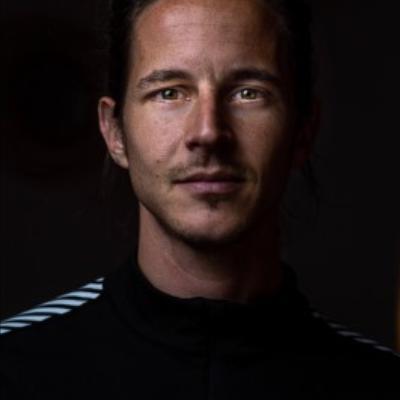 Tom
