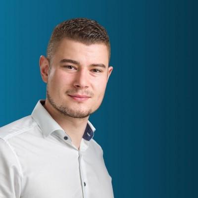 Bas